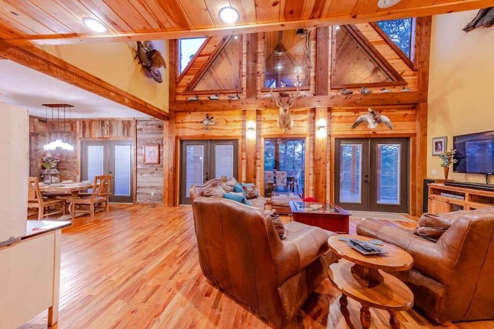 Mountain Fork Lodge Free Wifi Broken Bow Bagian luar foto
